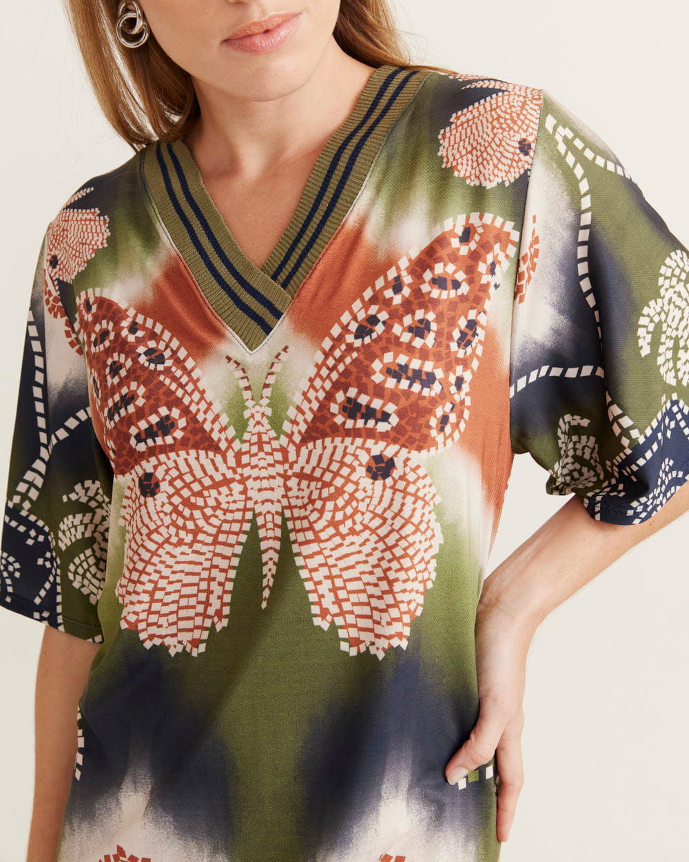 Vestido Curto Estampado Tie Dye Fly - Verde Oliva